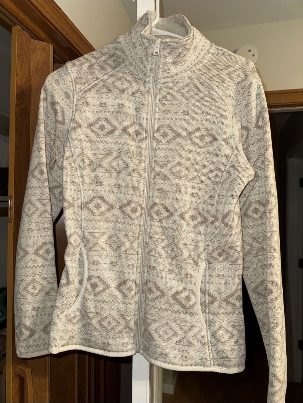 Eddie Bauer Cream Patterned Full-Zip Teddy Jacket